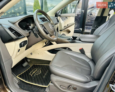 Коричневый Линкольн Nautilus, объемом двигателя 2.69 л и пробегом 77 тыс. км за 24500 $, фото 14 на Automoto.ua