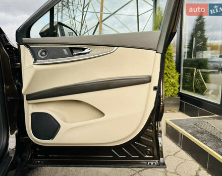 Коричневый Линкольн Nautilus, объемом двигателя 2.69 л и пробегом 77 тыс. км за 24500 $, фото 27 на Automoto.ua