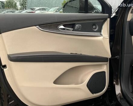 Коричневый Линкольн Nautilus, объемом двигателя 2.7 л и пробегом 95 тыс. км за 34690 $, фото 36 на Automoto.ua