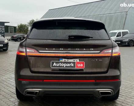 Коричневый Линкольн Nautilus, объемом двигателя 2.7 л и пробегом 95 тыс. км за 34690 $, фото 4 на Automoto.ua