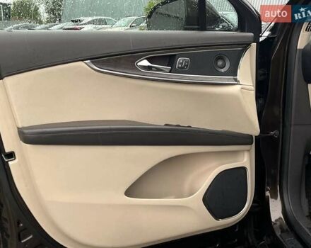 Коричневый Линкольн Nautilus, объемом двигателя 2.7 л и пробегом 95 тыс. км за 34690 $, фото 7 на Automoto.ua