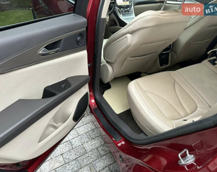 Красный Линкольн Nautilus, объемом двигателя 2 л и пробегом 127 тыс. км за 21300 $, фото 8 на Automoto.ua