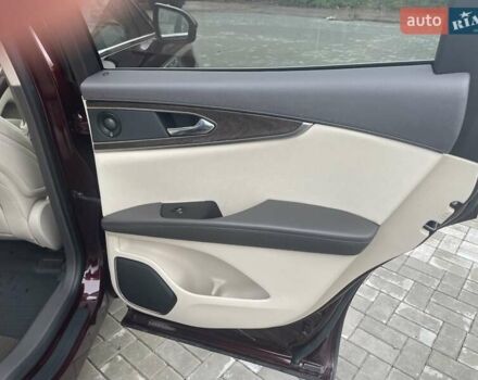 Красный Линкольн Nautilus, объемом двигателя 2.69 л и пробегом 110 тыс. км за 23500 $, фото 35 на Automoto.ua