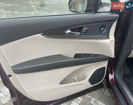 Красный Линкольн Nautilus, объемом двигателя 2.69 л и пробегом 110 тыс. км за 23500 $, фото 5 на Automoto.ua