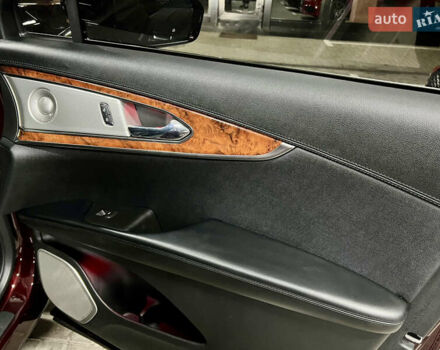 Красный Линкольн Nautilus, объемом двигателя 2.69 л и пробегом 84 тыс. км за 28000 $, фото 44 на Automoto.ua