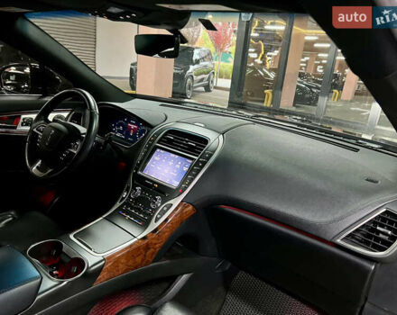 Красный Линкольн Nautilus, объемом двигателя 2.69 л и пробегом 84 тыс. км за 28000 $, фото 48 на Automoto.ua