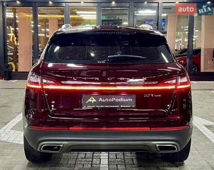 Красный Линкольн Nautilus, объемом двигателя 2.69 л и пробегом 84 тыс. км за 28000 $, фото 10 на Automoto.ua