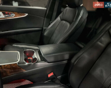 Линкольн Nautilus, объемом двигателя 2.69 л и пробегом 84 тыс. км за 31000 $, фото 31 на Automoto.ua