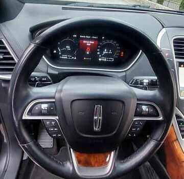 Серый Линкольн Nautilus, объемом двигателя 2 л и пробегом 33 тыс. км за 21700 $, фото 12 на Automoto.ua