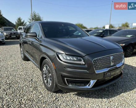 Серый Линкольн Nautilus, объемом двигателя 2 л и пробегом 63 тыс. км за 25900 $, фото 1 на Automoto.ua