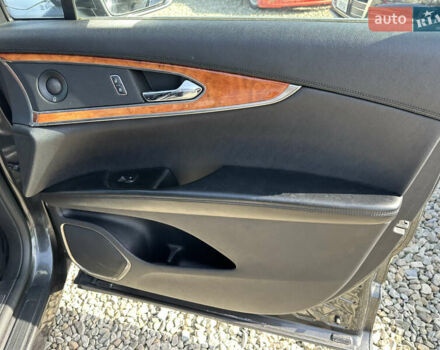 Серый Линкольн Nautilus, объемом двигателя 2 л и пробегом 63 тыс. км за 25900 $, фото 27 на Automoto.ua