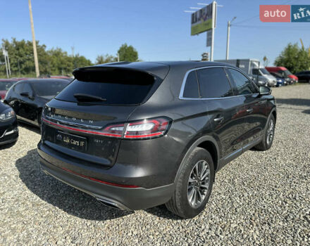 Серый Линкольн Nautilus, объемом двигателя 2 л и пробегом 63 тыс. км за 25900 $, фото 10 на Automoto.ua