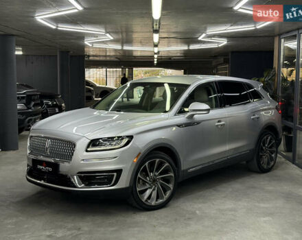 Серый Линкольн Nautilus, объемом двигателя 2 л и пробегом 153 тыс. км за 19900 $, фото 5 на Automoto.ua