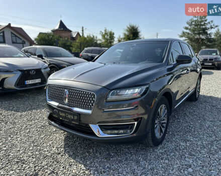 Серый Линкольн Nautilus, объемом двигателя 2 л и пробегом 63 тыс. км за 25900 $, фото 4 на Automoto.ua