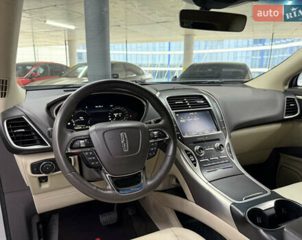 Серый Линкольн Nautilus, объемом двигателя 2 л и пробегом 153 тыс. км за 19900 $, фото 24 на Automoto.ua