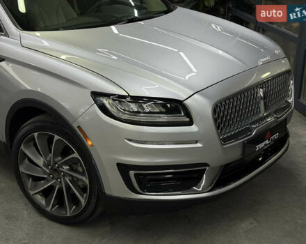 Серый Линкольн Nautilus, объемом двигателя 2 л и пробегом 153 тыс. км за 19900 $, фото 2 на Automoto.ua