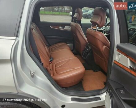 Серый Линкольн Nautilus, объемом двигателя 2.69 л и пробегом 150 тыс. км за 24500 $, фото 11 на Automoto.ua