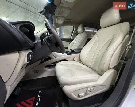 Серый Линкольн Nautilus, объемом двигателя 2 л и пробегом 153 тыс. км за 19900 $, фото 18 на Automoto.ua