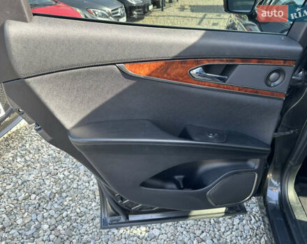 Серый Линкольн Nautilus, объемом двигателя 2 л и пробегом 63 тыс. км за 25900 $, фото 21 на Automoto.ua