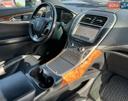 Серый Линкольн Nautilus, объемом двигателя 2 л и пробегом 63 тыс. км за 25900 $, фото 30 на Automoto.ua