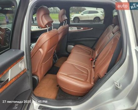 Серый Линкольн Nautilus, объемом двигателя 2.69 л и пробегом 150 тыс. км за 24500 $, фото 9 на Automoto.ua