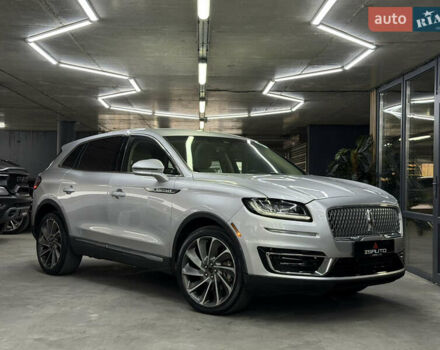 Серый Линкольн Nautilus, объемом двигателя 2 л и пробегом 153 тыс. км за 19900 $, фото 1 на Automoto.ua