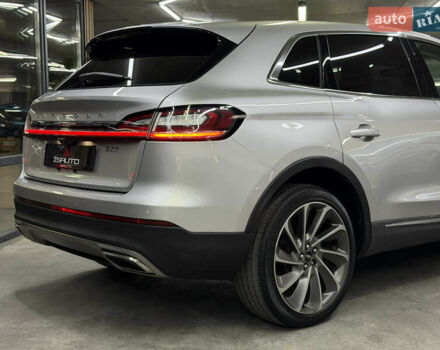 Серый Линкольн Nautilus, объемом двигателя 2 л и пробегом 153 тыс. км за 19900 $, фото 16 на Automoto.ua