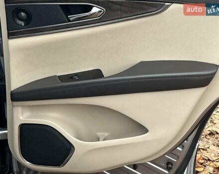 Серый Линкольн Nautilus, объемом двигателя 2 л и пробегом 61 тыс. км за 24990 $, фото 21 на Automoto.ua