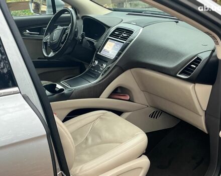 Серый Линкольн Nautilus, объемом двигателя 2 л и пробегом 61 тыс. км за 24990 $, фото 15 на Automoto.ua