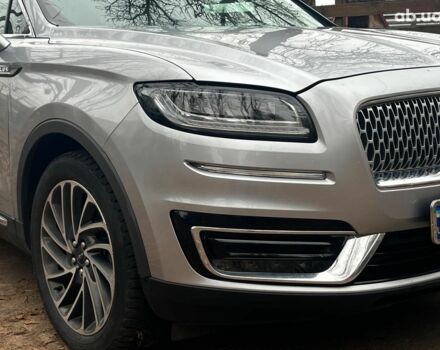 Серый Линкольн Nautilus, объемом двигателя 2 л и пробегом 61 тыс. км за 24990 $, фото 5 на Automoto.ua