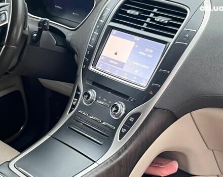 Серый Линкольн Nautilus, объемом двигателя 2 л и пробегом 61 тыс. км за 24990 $, фото 17 на Automoto.ua