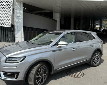 Сірий Лінкольн Nautilus, об'ємом двигуна 2 л та пробігом 59 тис. км за 24999 $, фото 1 на Automoto.ua