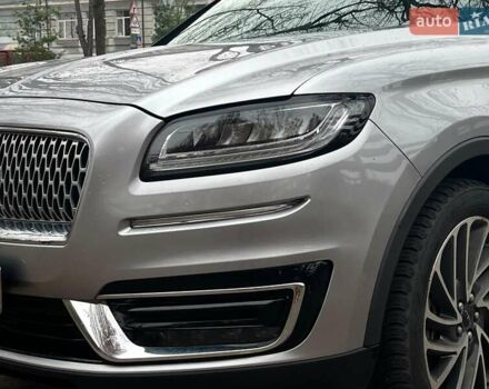 Серый Линкольн Nautilus, объемом двигателя 2 л и пробегом 61 тыс. км за 24990 $, фото 6 на Automoto.ua