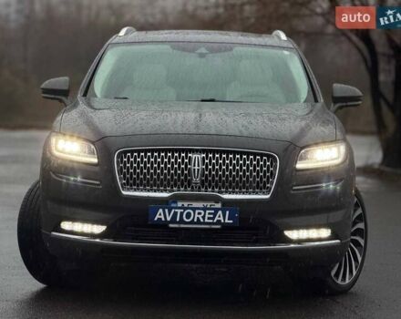 Серый Линкольн Nautilus, объемом двигателя 2.69 л и пробегом 19 тыс. км за 40800 $, фото 2 на Automoto.ua