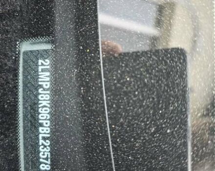 Сірий Лінкольн Nautilus, об'ємом двигуна 2 л та пробігом 21 тис. км за 35000 $, фото 5 на Automoto.ua