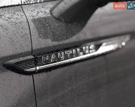 Серый Линкольн Nautilus, объемом двигателя 2.69 л и пробегом 19 тыс. км за 40800 $, фото 9 на Automoto.ua