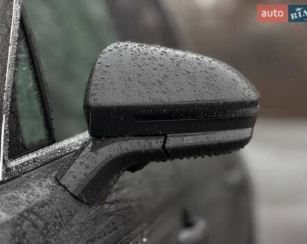 Серый Линкольн Nautilus, объемом двигателя 2.69 л и пробегом 19 тыс. км за 40800 $, фото 8 на Automoto.ua