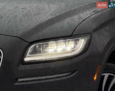 Серый Линкольн Nautilus, объемом двигателя 2.69 л и пробегом 19 тыс. км за 40800 $, фото 5 на Automoto.ua