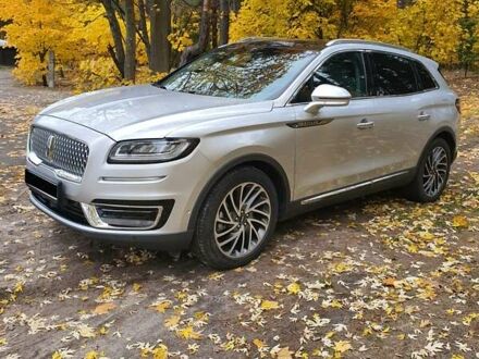 Серый Линкольн Nautilus, объемом двигателя 2 л и пробегом 43 тыс. км за 25700 $, фото 1 на Automoto.ua