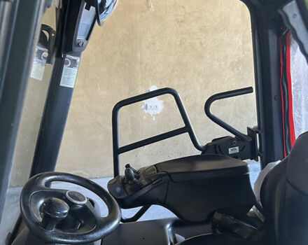 Красный Линде E14, объемом двигателя 0 л и пробегом 12 тыс. км за 11000 $, фото 8 на Automoto.ua