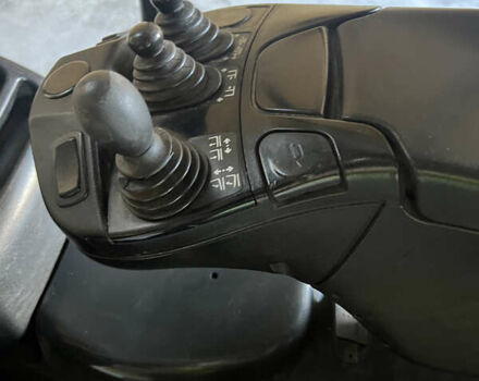 Красный Линде E14, объемом двигателя 0 л и пробегом 12 тыс. км за 11000 $, фото 7 на Automoto.ua