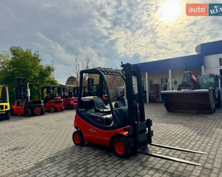 Лінде H16 D 2005 у Радомышле на Automoto.ua Червоний Лінде H16 D, об'ємом двигуна 1.9 л та пробігом 4 тис. км за 6700 $, фото 5 на Automoto.ua