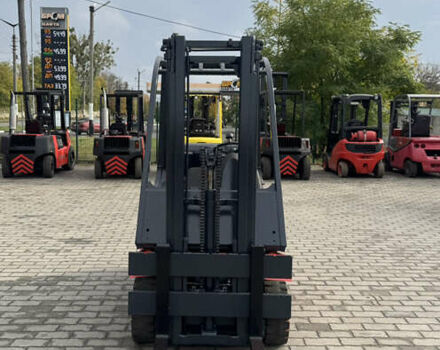 Лінде H16 D 2005 у Радомышле на Automoto.ua Червоний Лінде H16 D, об'ємом двигуна 1.9 л та пробігом 4 тис. км за 6700 $, фото 4 на Automoto.ua