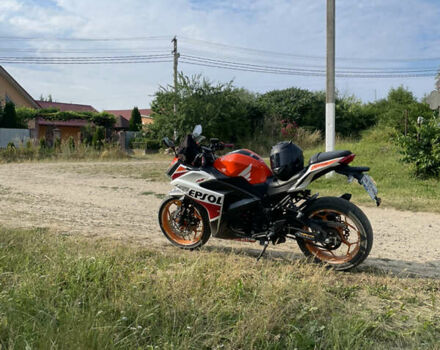 Белый Лонкин 250CC, объемом двигателя 0.25 л и пробегом 3 тыс. км за 1300 $, фото 3 на Automoto.ua