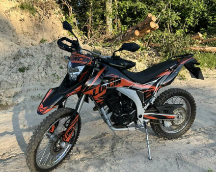 Черный Лонкин 250CC, объемом двигателя 0.22 л и пробегом 13 тыс. км за 1650 $, фото 1 на Automoto.ua