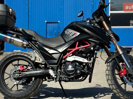 Лонкин 250 Pro Factory 2021 в Черкассах на Automoto.ua Черный Лонкин 250 Pro Factory, объемом двигателя 0.22 л и пробегом 5 тыс. км за 1550 $, фото 1 на Automoto.ua