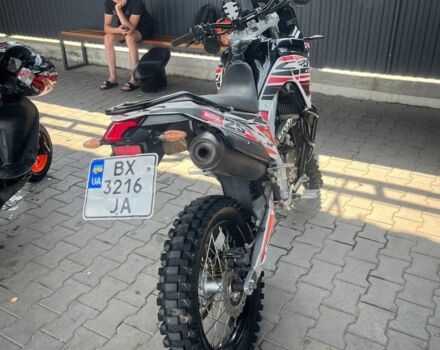 Черный Лонкин 3302, объемом двигателя 0.3 л и пробегом 200 тыс. км за 2000 $, фото 3 на Automoto.ua