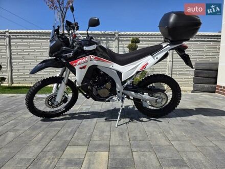 Лонкин LX300GY-A DS2 Pro 2020 в Черноморске (Ильичевске) на Automoto.ua Черный Лонкин LX300GY-A DS2 Pro, объемом двигателя 0.29 л и пробегом 4 тыс. км за 2400 $, фото 1 на Automoto.ua