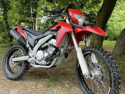 Лонкин LX300GY-A DS2 Pro 2019 в Ровно на Automoto.ua Лонкин LX300GY-A DS2 Pro, объемом двигателя 0.3 л и пробегом 17 тыс. км за 1699 $, фото 1 на Automoto.ua
