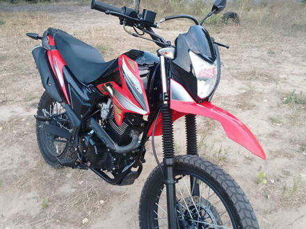 Красный Лонкин LX 200-GY3, объемом двигателя 0.19 л и пробегом 7 тыс. км за 1100 $, фото 1 на Automoto.ua